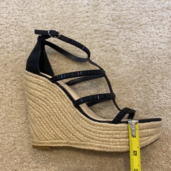 Jessica Simpson black platform sandals - Picture 5 of 6